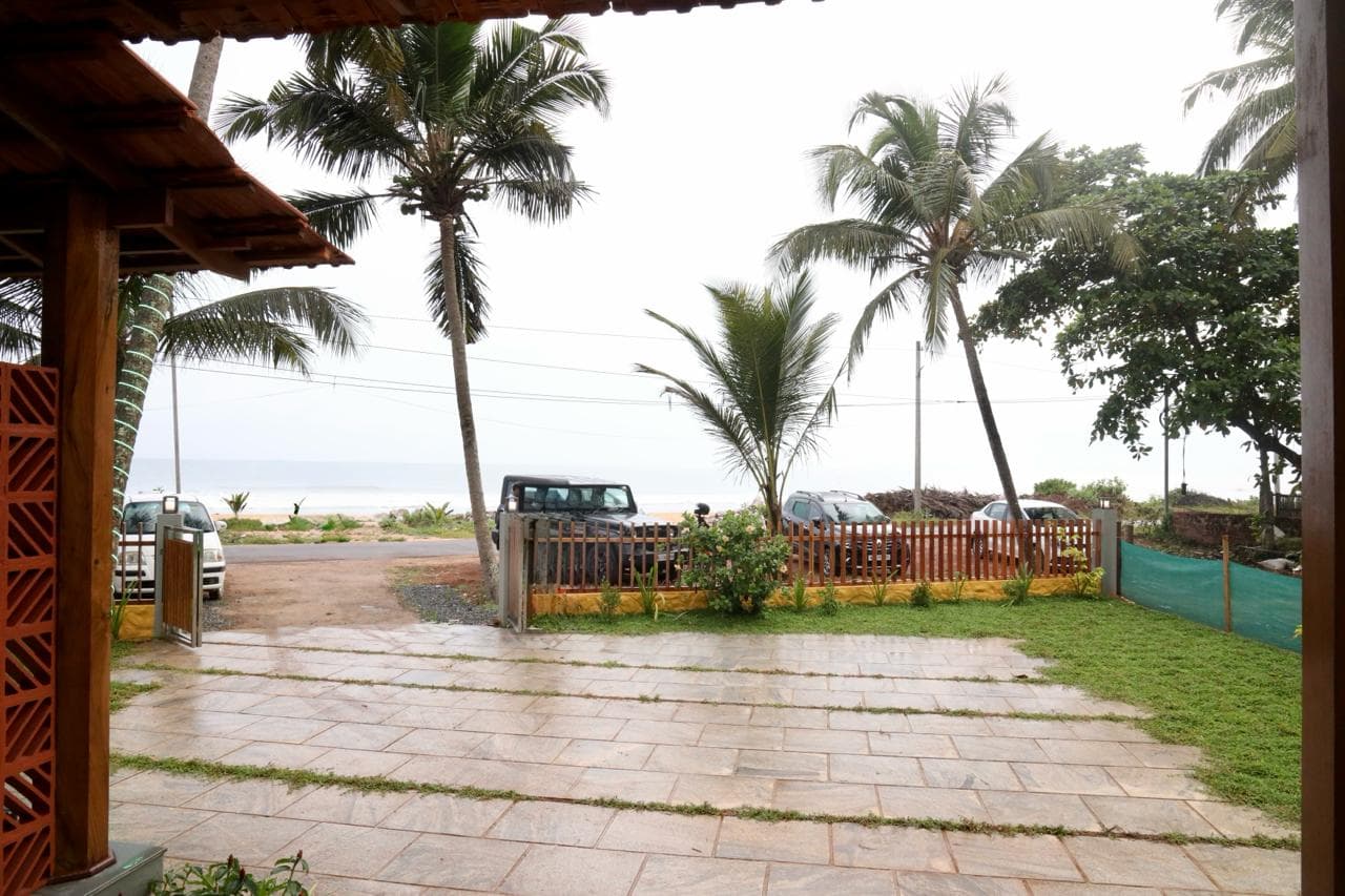Courtyard facing Payyambalam Beach